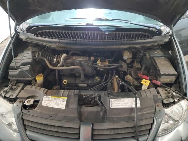 2005 Dodge Grand Caravan SXT