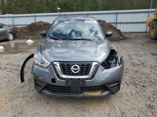 2020 Nissan Kicks S