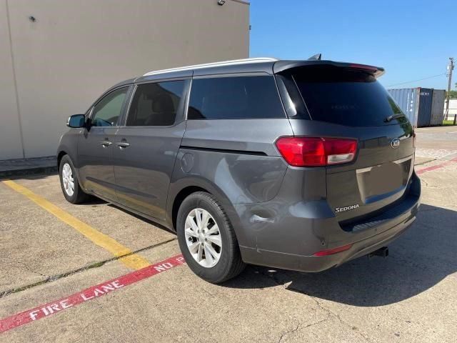 2017 KIA Sedona LX