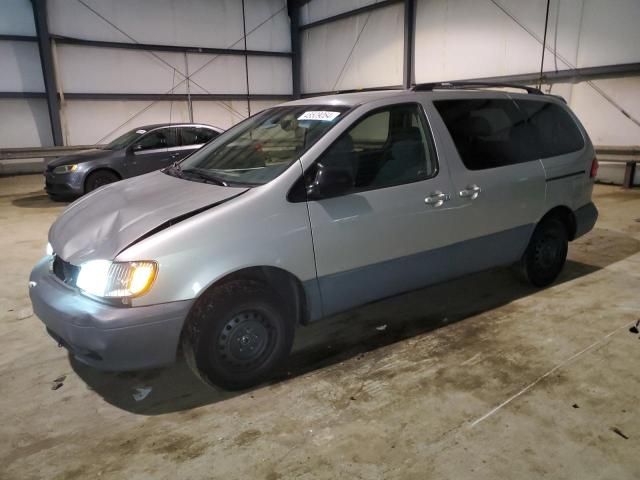 2003 Toyota Sienna LE