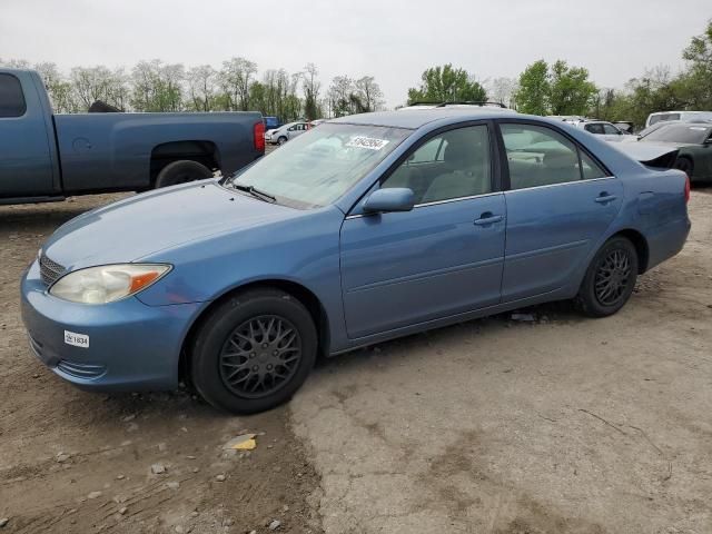 2004 Toyota Camry LE