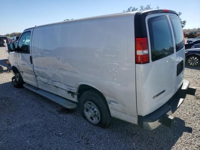 2020 Chevrolet Express G2500