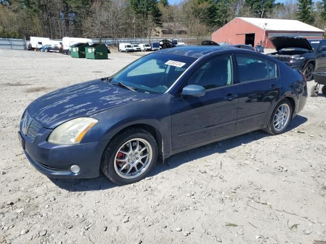 2004 Nissan Maxima SE