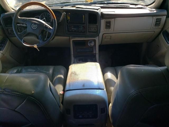 2004 Cadillac Escalade Luxury