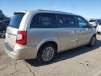 2015 Chrysler Town & Country Touring L