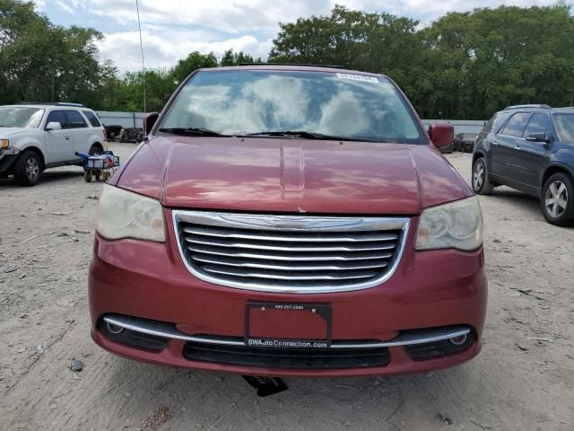 2014 Chrysler Town & Country Touring