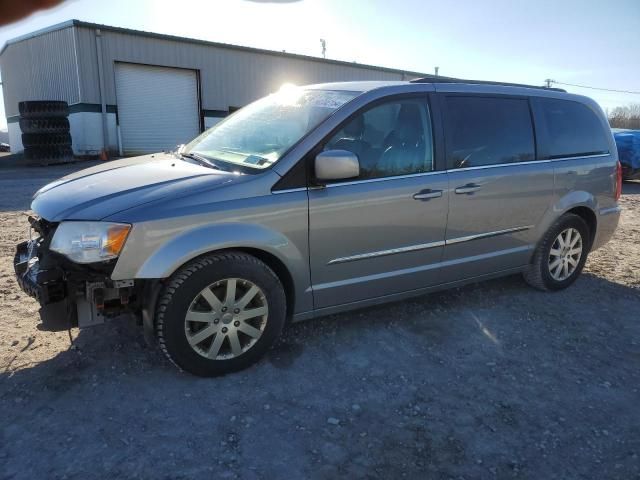 2013 Chrysler Town & Country Touring