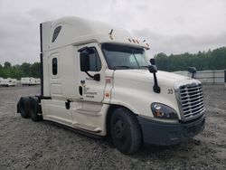 Salvage trucks for sale at Spartanburg, SC auction: 2015 Freightliner Cascadia 125