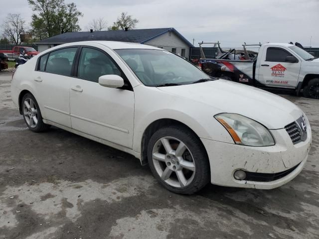 2004 Nissan Maxima SE