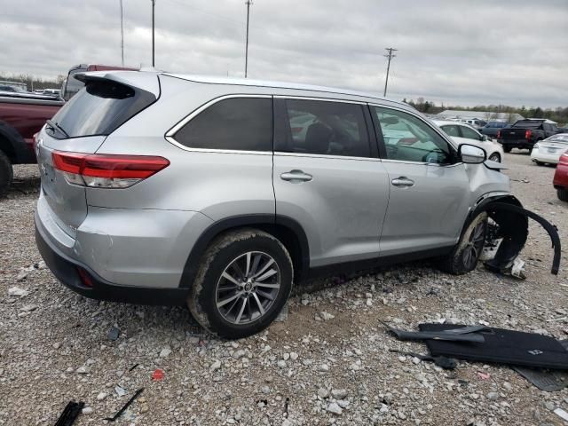 2019 Toyota Highlander SE