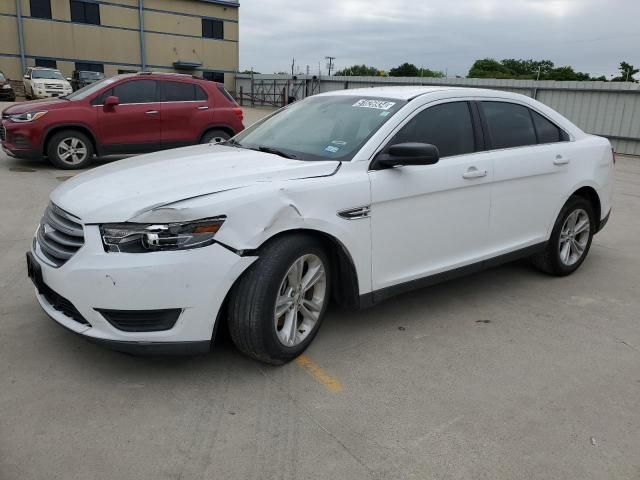 2018 Ford Taurus SE