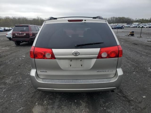 2007 Toyota Sienna CE