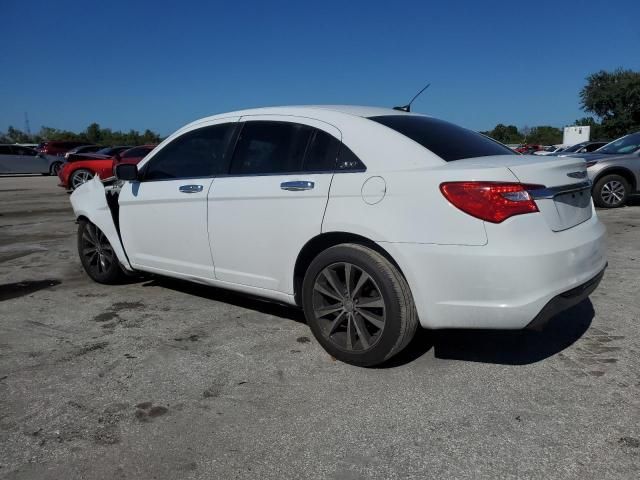 2013 Chrysler 200 Touring