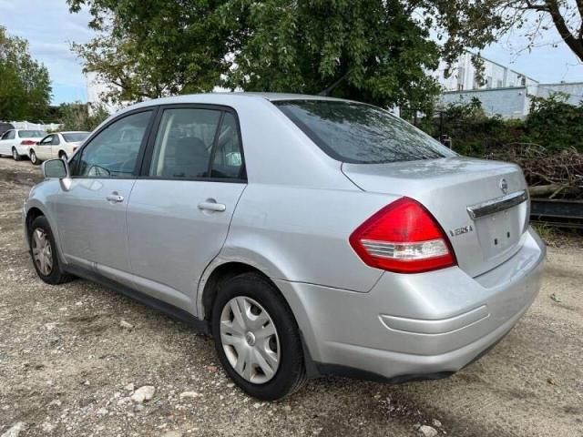 2011 Nissan Versa S