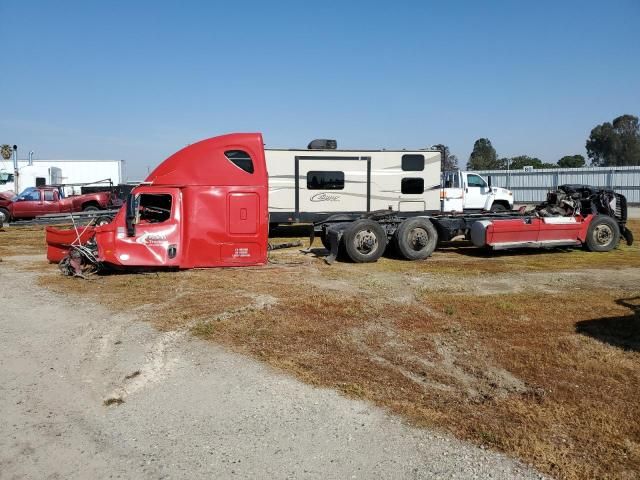 2014 Freightliner Cascadia 125