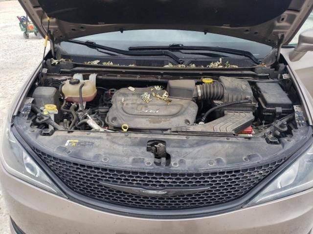 2018 Chrysler Pacifica Touring Plus