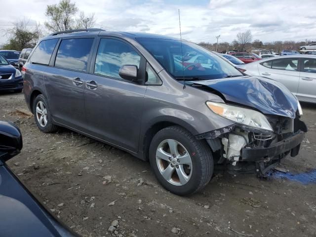 2012 Toyota Sienna LE