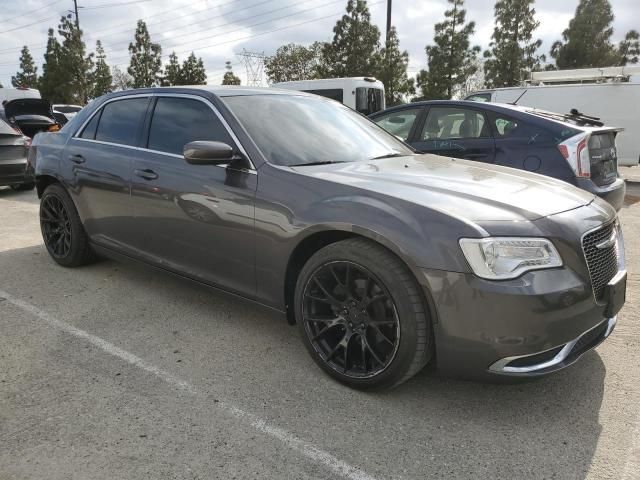 2017 Chrysler 300 Limited