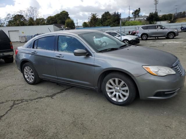 2013 Chrysler 200 Touring