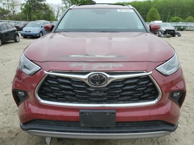 2021 Toyota Highlander Platinum