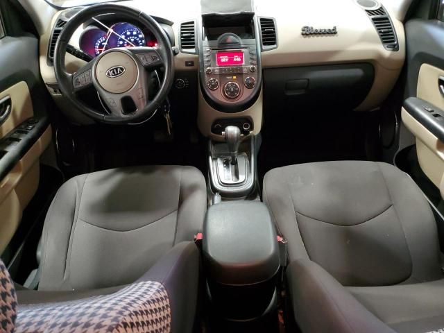 2010 KIA Soul +