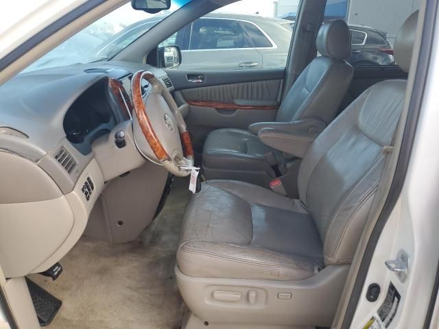 2006 Toyota Sienna XLE