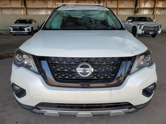 2020 Nissan Pathfinder SV