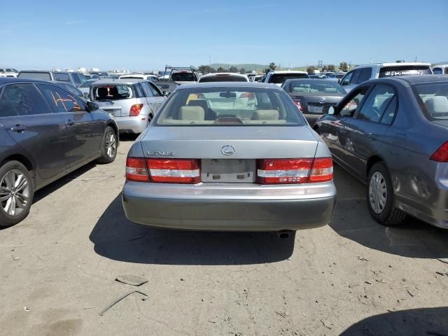 2000 Lexus ES 300