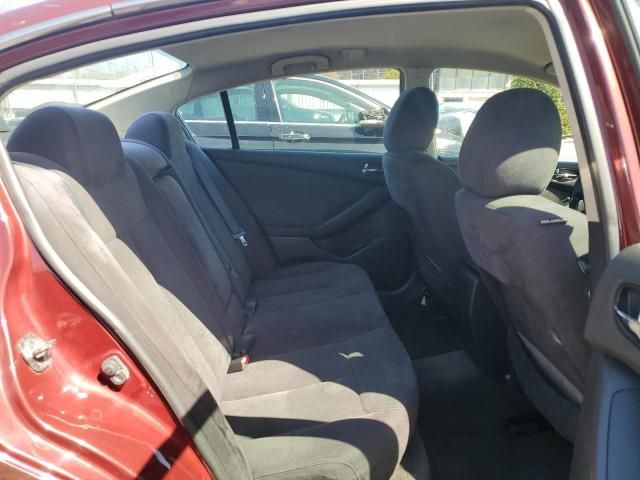 2010 Nissan Altima Base