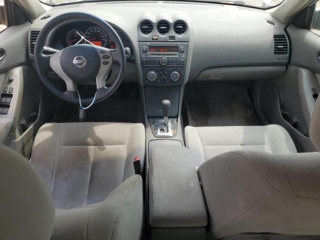 2010 Nissan Altima Base