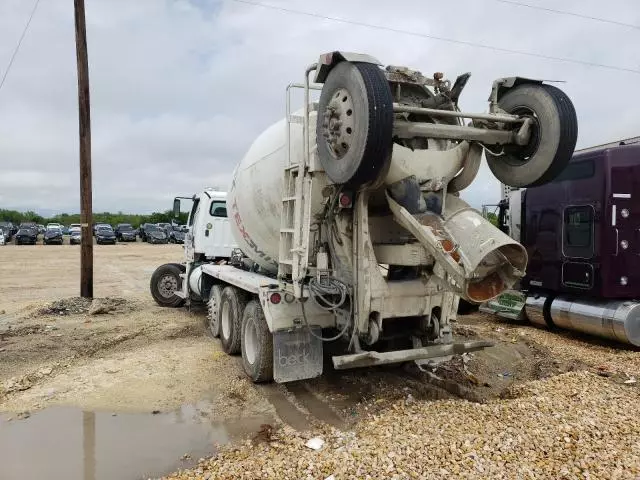 2020 Freightliner 114SD