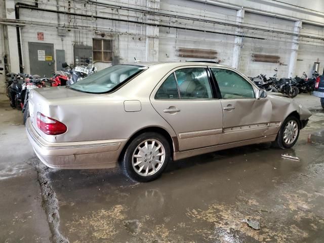 2000 Mercedes-Benz E 320 4matic