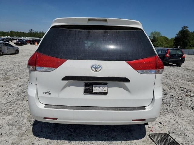 2012 Toyota Sienna