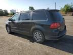 2012 Volkswagen Routan SE