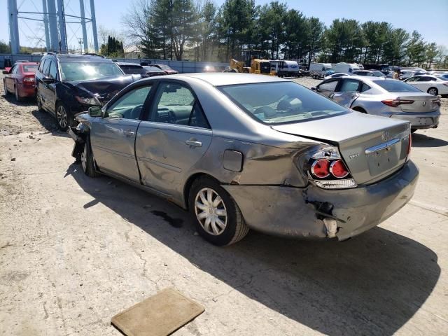 2005 Toyota Camry LE