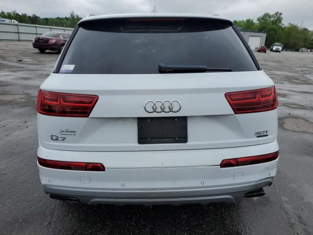 2018 Audi Q7 Premium Plus