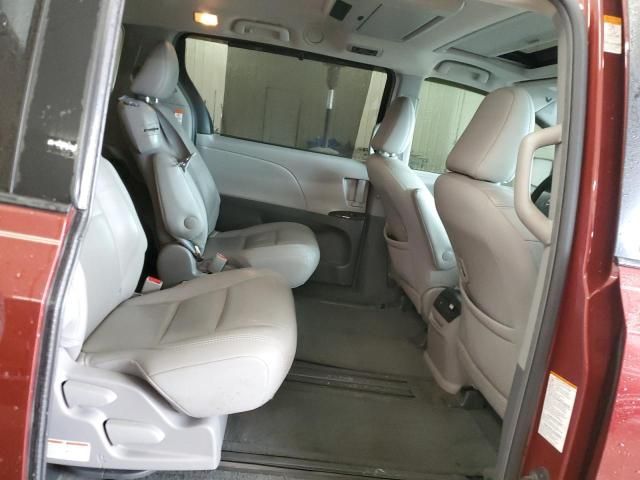 2015 Toyota Sienna XLE