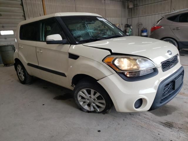 2013 KIA Soul +