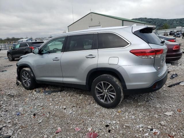 2019 Toyota Highlander SE