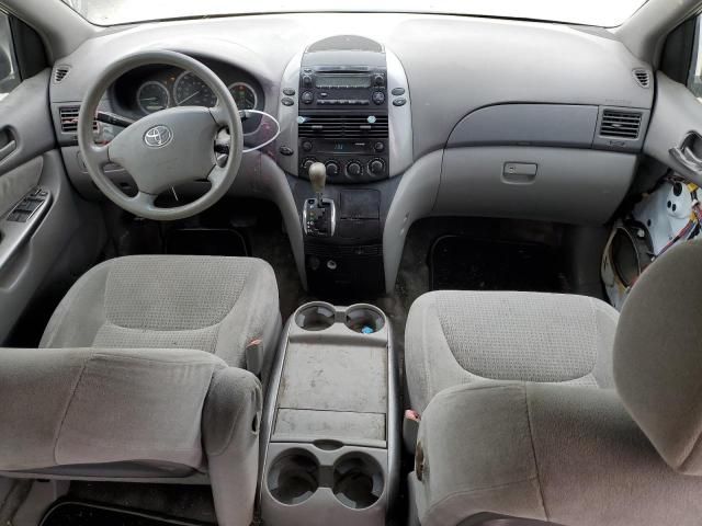 2007 Toyota Sienna CE