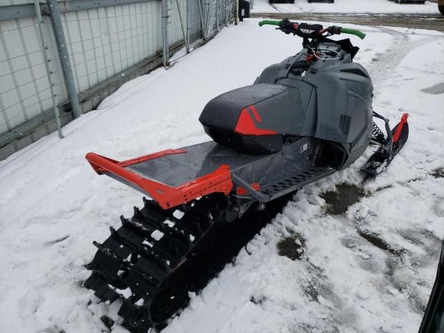 2022 Arctic Cat Snowmobile