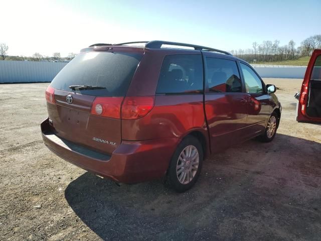 2007 Toyota Sienna XLE