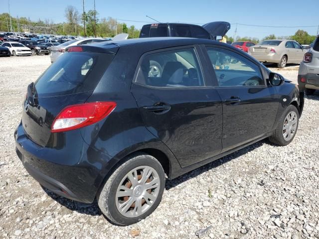 2014 Mazda 2 Sport