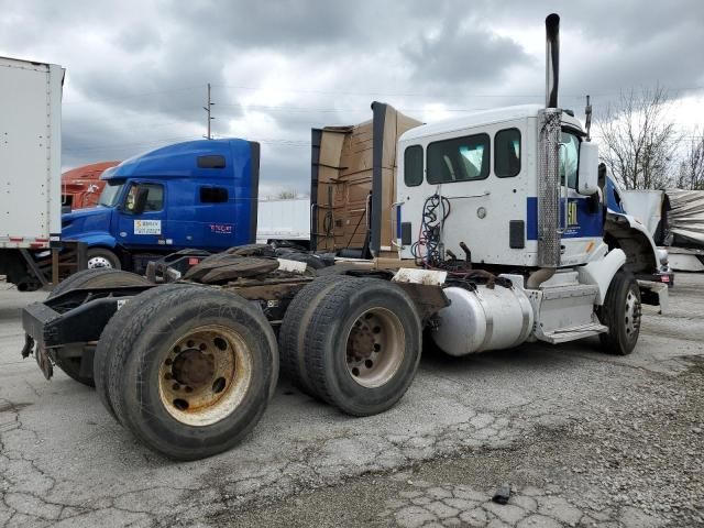 2017 Peterbilt 567