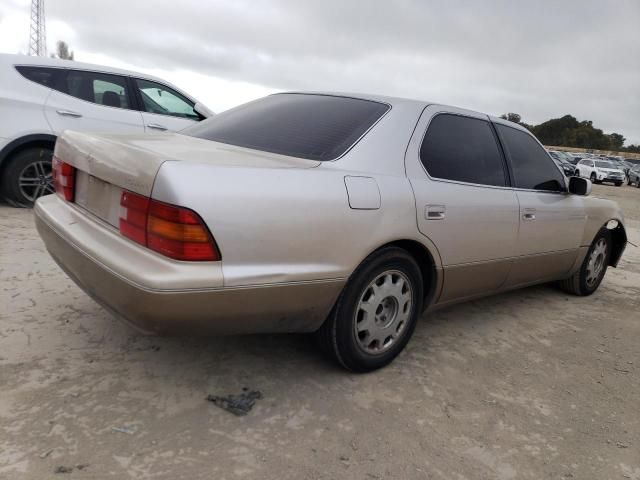 1996 Lexus LS 400