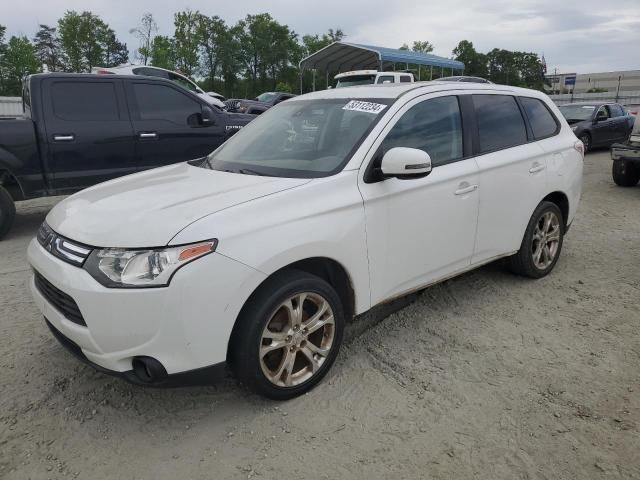 2014 Mitsubishi Outlander SE