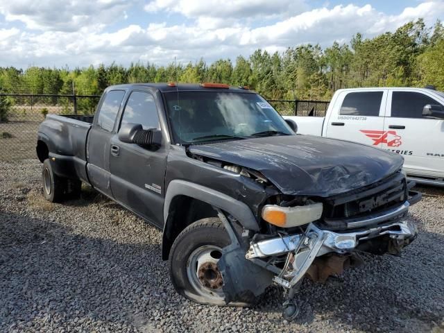 2005 GMC New Sierra C3500