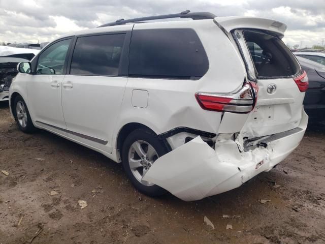 2015 Toyota Sienna LE