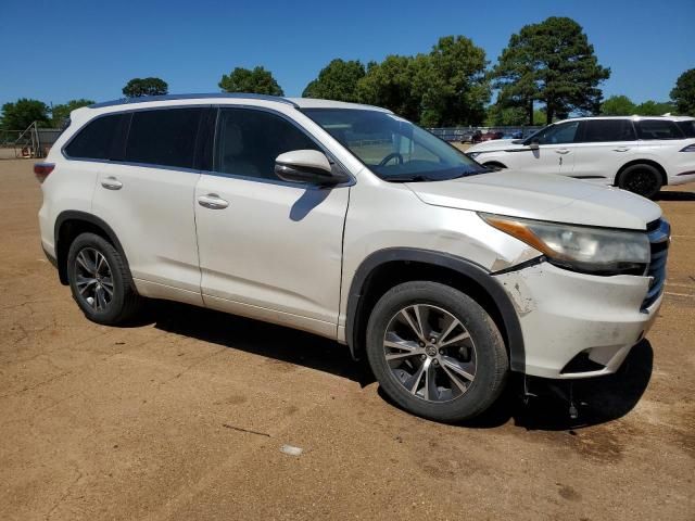 2016 Toyota Highlander XLE