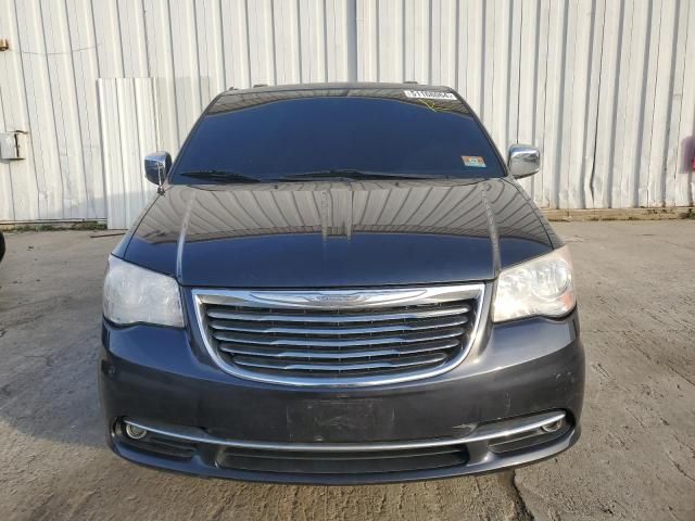 2014 Chrysler Town & Country Touring L